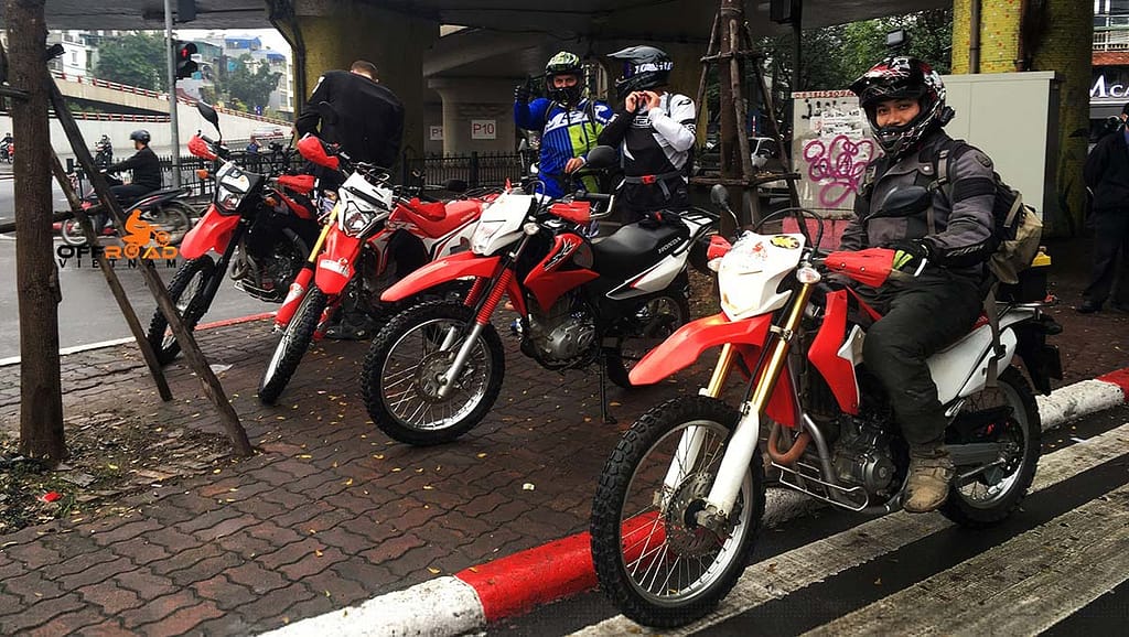 Bus de Mai Chau à Hanoi Moto