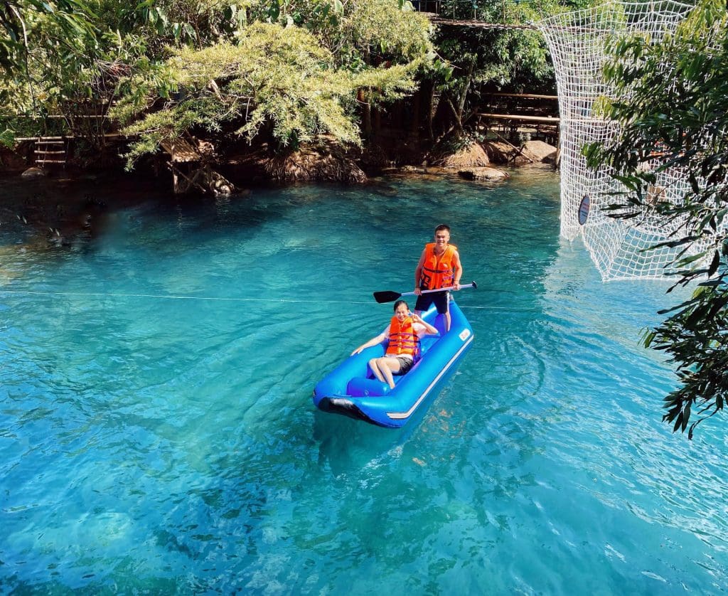 Le ruisseau Nuoc Moc Le ruisseau Nuoc Moc