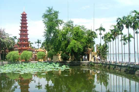 Guide de voyage : La pagode Tran Quoc, pagode la plus ancienne de la ville de Hanoi Guide de voyage : La pagode Tran Quoc, pagode la plus ancienne de la ville de Hanoi