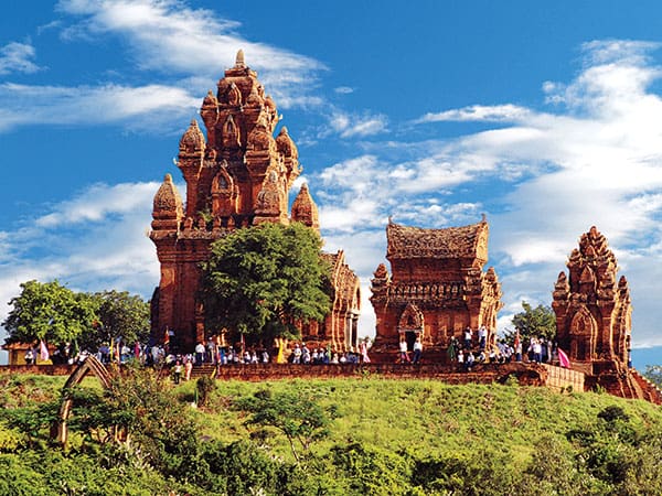 Culture Cham, riche et dynamique, et ses festivals traditionnels