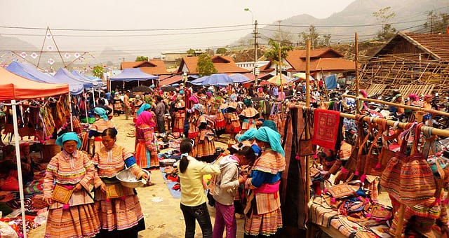 Le marché de Coc Ly, une destination pour les touristes en quete de l'authenticité