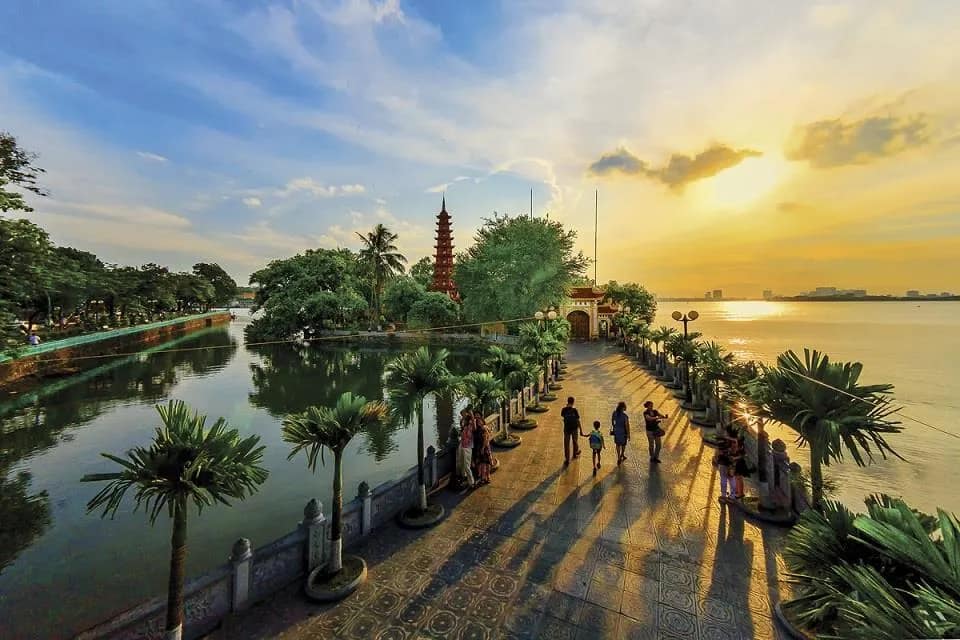 Guide de voyage : La pagode Tran Quoc, pagode la plus ancienne de la ville de Hanoi Guide de voyage : La pagode Tran Quoc, pagode la plus ancienne de la ville de Hanoi